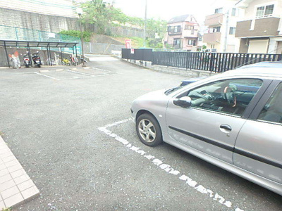 駐車場（※有料・空き状況要確認）