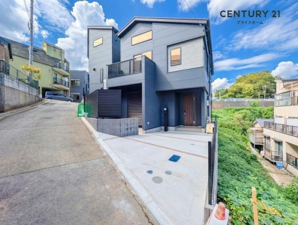 横浜市神奈川区西寺尾３丁目の新築一戸建の前面道路含む現地写真|周辺環境も合わせてご案内させて頂きます！
お気軽にお問い合わせ下さい！