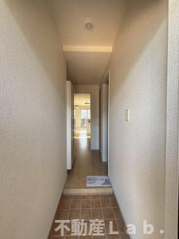 ユニバースハウスⅡの玄関