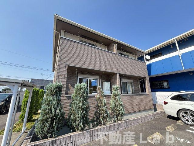 ユニバースハウスⅡの外観