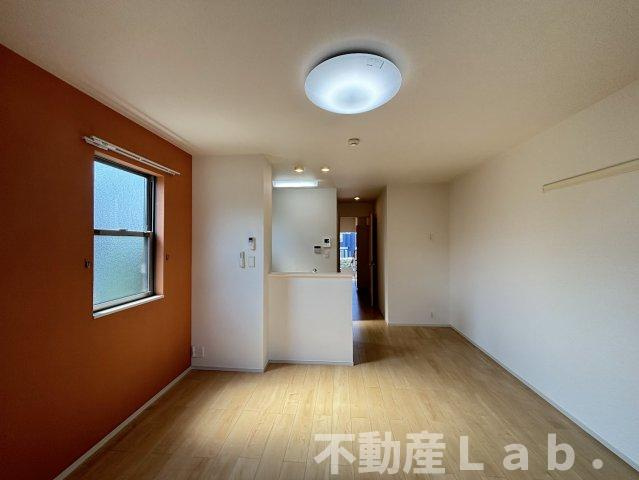 ユニバースハウスⅡの居間・リビング