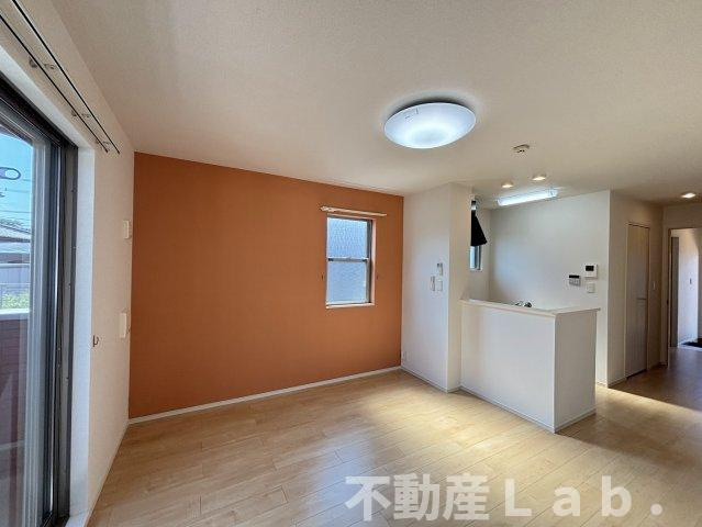 ユニバースハウスⅡの居間・リビング