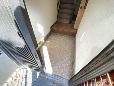【玄関】 | 惣社2丁目貸家