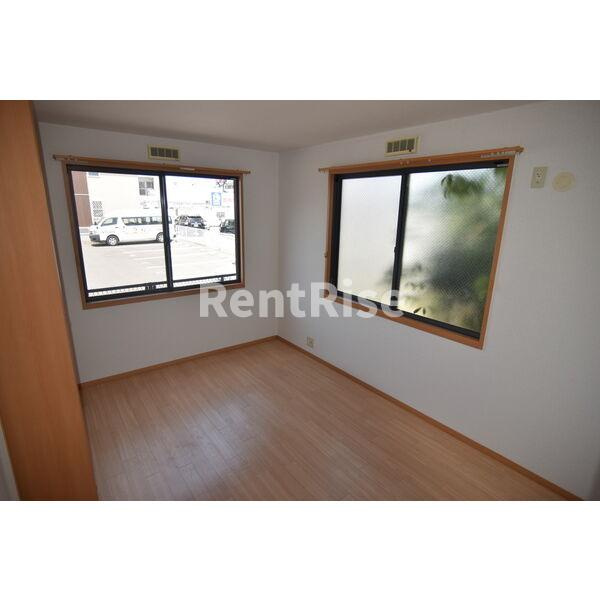 パナハイツクオーレBのエントランス