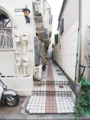 【エントランス】 | ライフピアグレイス