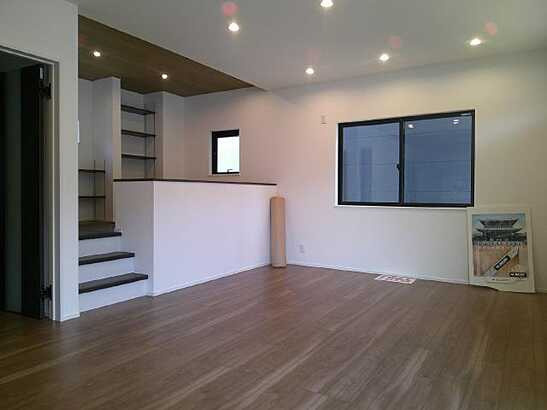 【居間・リビング】