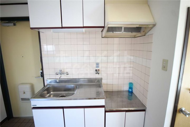 【キッチン】 | ボンジュール磯路 | キッチンです