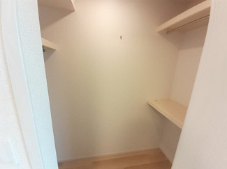 【収納】 | メゾン・ド・リヴィエール　Ⅲ | たっぷりとした収納スペースです