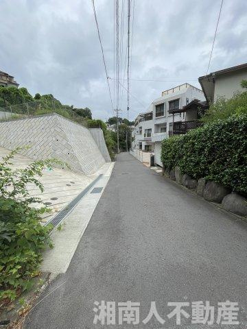 小田原市城山　売地の前面道路含む現地写真|前面道路含む現地写真です
