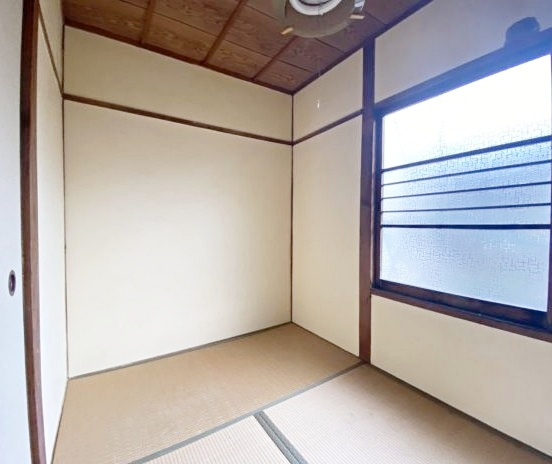 石田大受町の和室