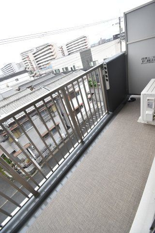 リアライズ長居公園通のバルコニー