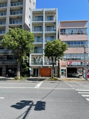 パティオ出島の外観