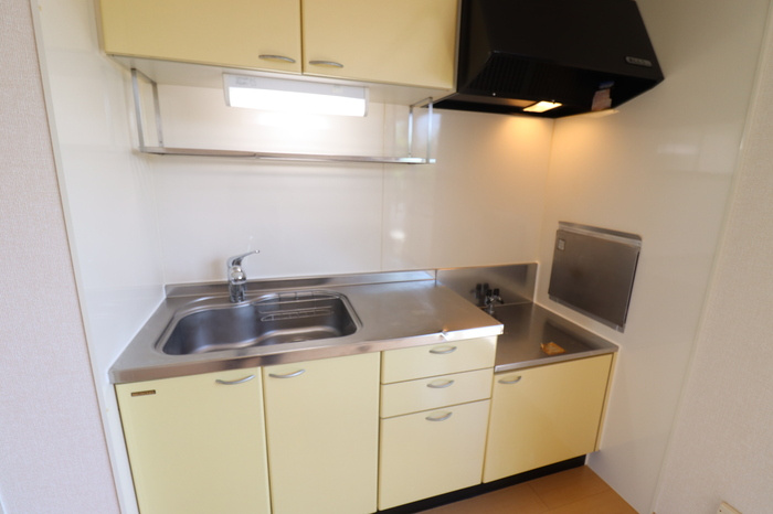 熊本市南区八分字町のアパートのキッチン
