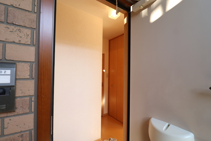 熊本市南区八分字町のアパートの玄関