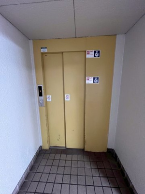 【設備】 | ホワイトコーポラス | エレベータあり