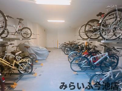 【駐車場】 | エディアン千種 | 駐輪場、ミニバイク駐車場