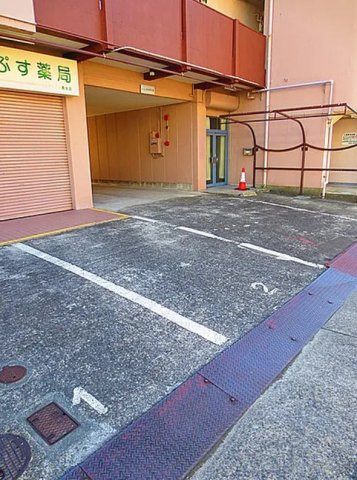 名古屋市北区清水3丁目　収益マンションの駐車場