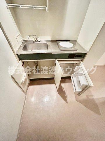 エタニ第2ビルのキッチン|キッチン下収納