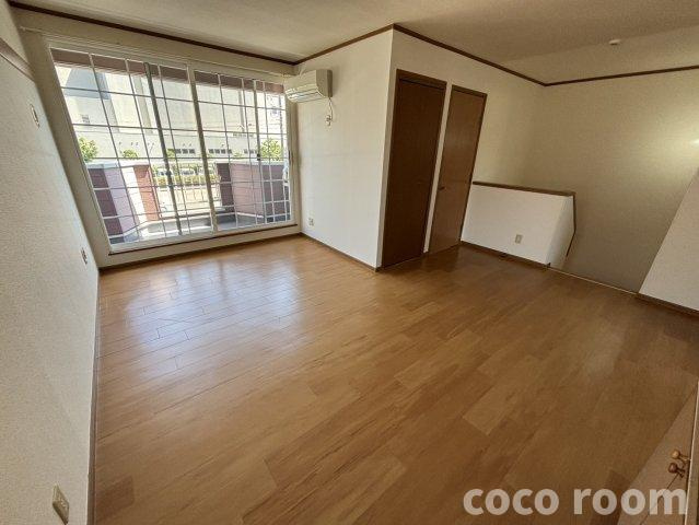 プレアデスⅡの居間・リビング