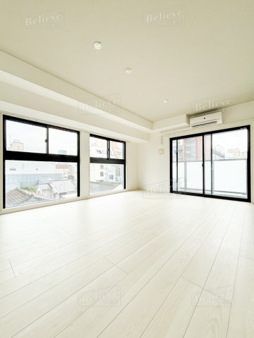 AZUR日吉町の内装