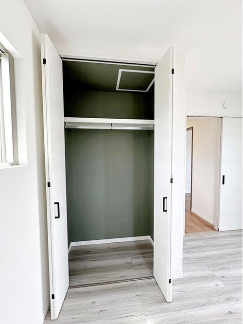 可部南1丁目 全5棟の収納|(No.3)全居室収納☆ 
5.44帖洋室のクローゼットです♪