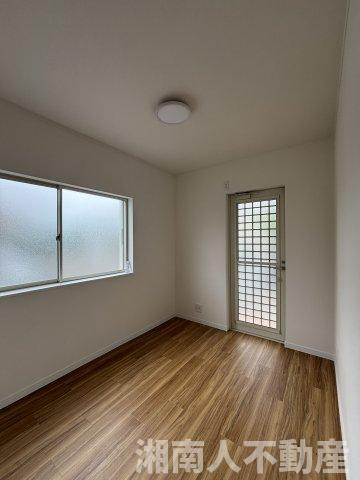 茅ケ崎市東海岸南4丁目　中古戸建の洋室|個人の部屋や寝室として使える洋室です