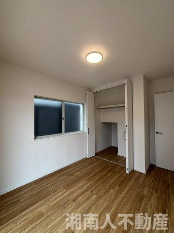 茅ケ崎市東海岸南4丁目　中古戸建の洋室|落ち着いた色調の洋室です