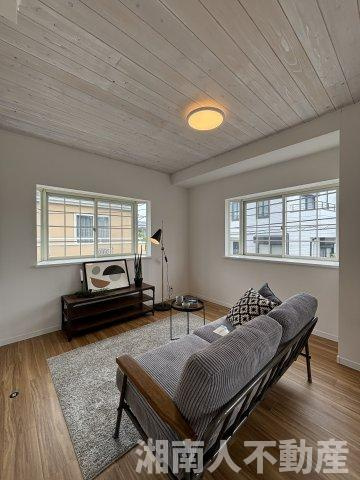 茅ケ崎市東海岸南4丁目　中古戸建の居間・リビング|ゆったりとした居間です