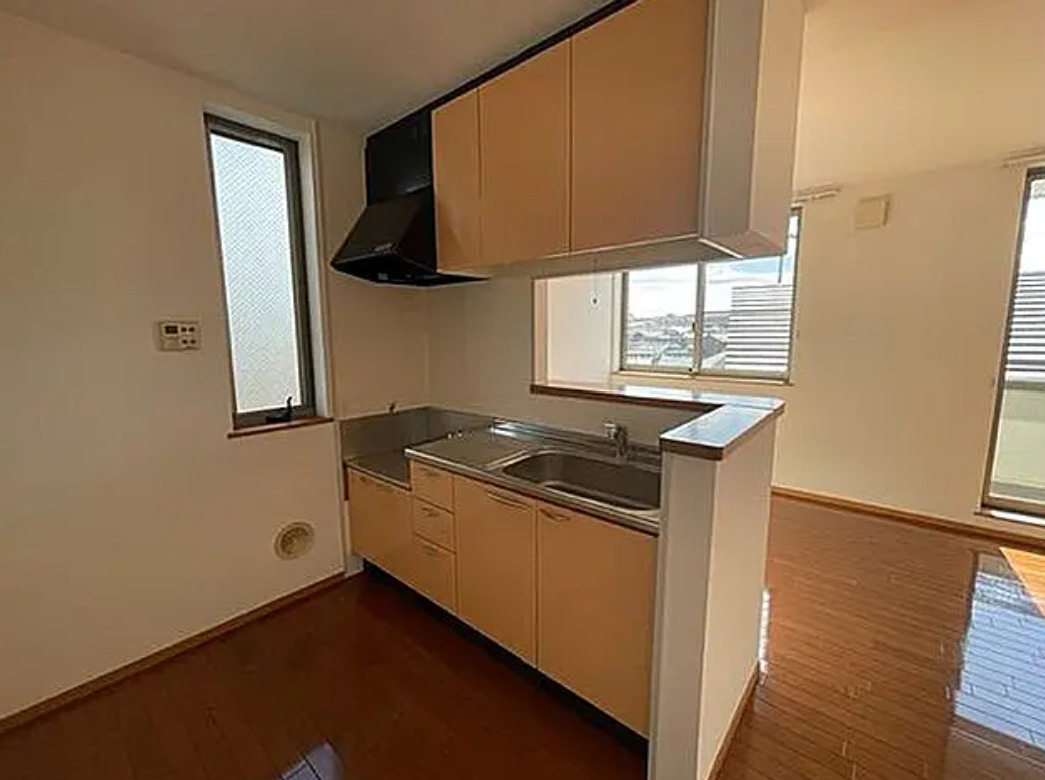 名古屋市中村区稲葉地本通り3丁目　収益マンションのキッチン