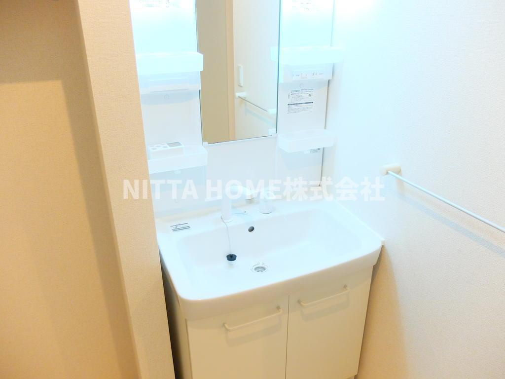 丹波市市島町上田のアパートの洗面所|広々洗面化粧台！