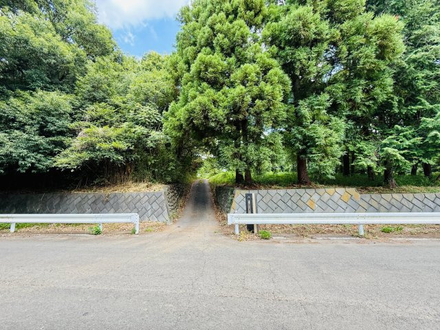 東松山市大字大谷 土地834坪の周辺|東側道路入口