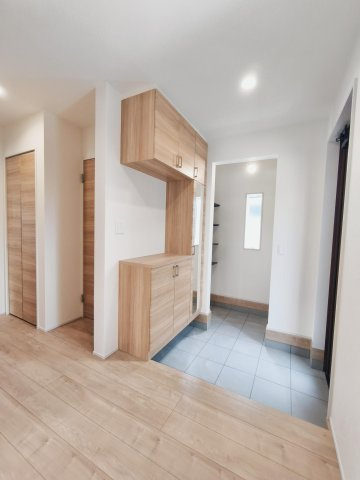 Blooming　Garden　行田市西新町2期の玄関