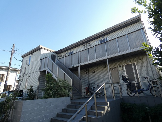 chiffon深大寺のエントランス|広々とした敷地