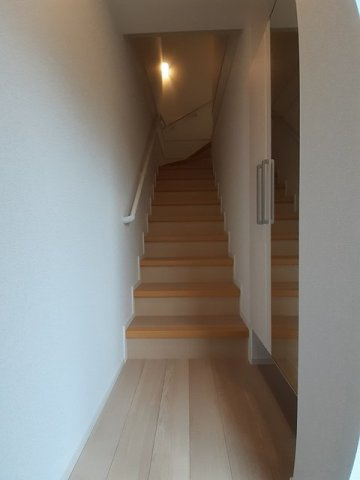 グランフォルム　Ａの玄関