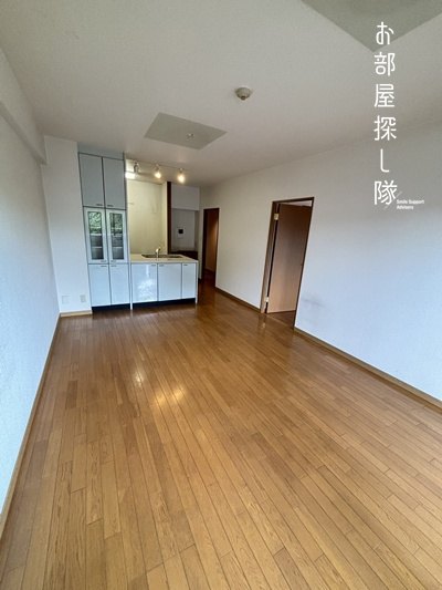 モントーレ久留米セントラルパークの居間・リビング