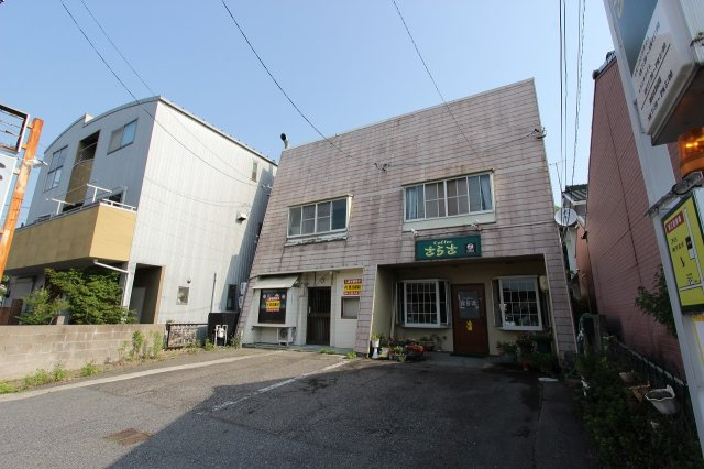 如意２－４０店舗付住居の外観