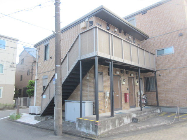 メルベイユ白楽のエントランス