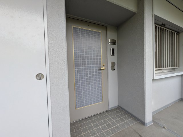 【玄関】