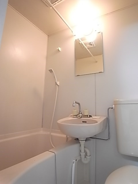 コーポクレドールの浴室