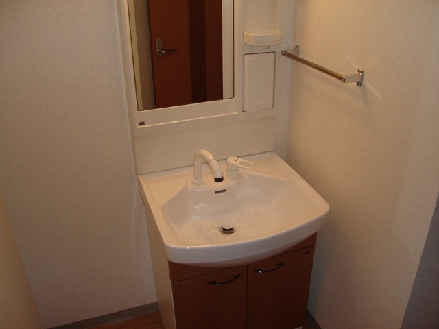 ディアベルジュⅡの独立洗面台|洗髪洗面化粧台