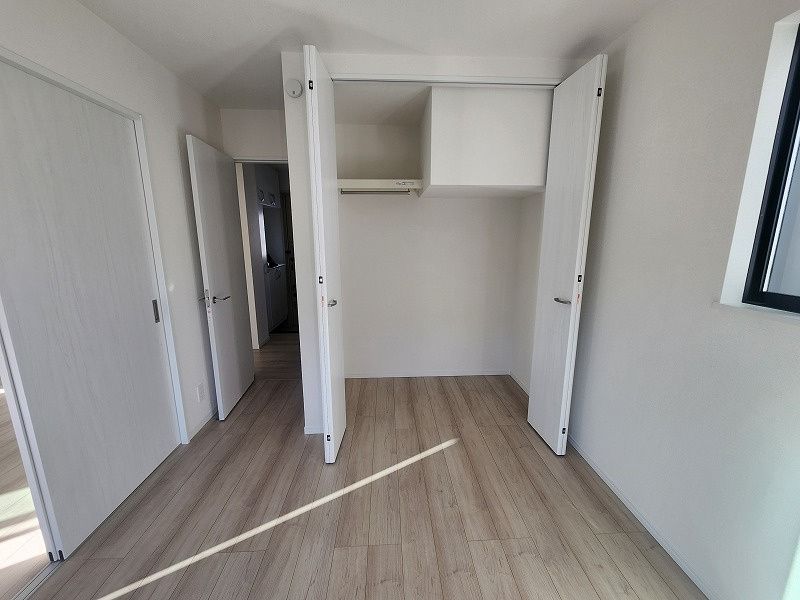 小牧市大字三ツ渕　新築戸建　A号棟の洋室|1階の洋室です