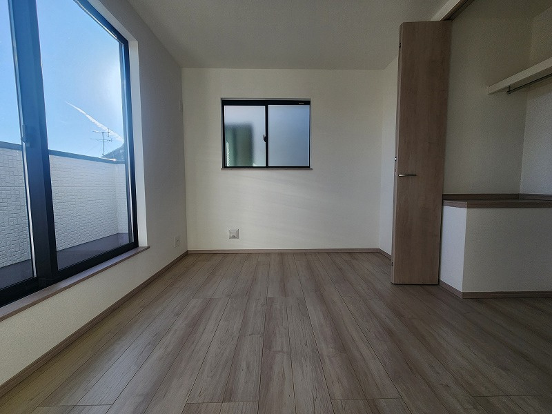小牧市大字三ツ渕　新築戸建　B号棟の洋室|落ち着いた色調の洋室です
