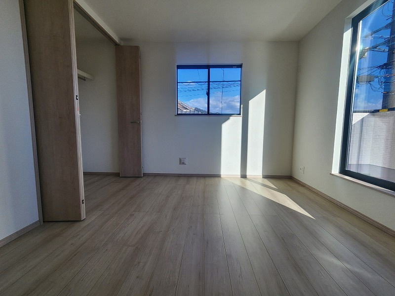 小牧市大字三ツ渕　新築戸建　B号棟の洋室|個人の部屋や寝室として使える洋室です