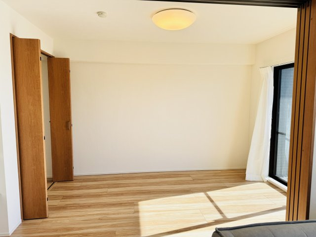 マイ・コート八王子北野の子供部屋|～リビングに隣接している6.1帖の洋室です～