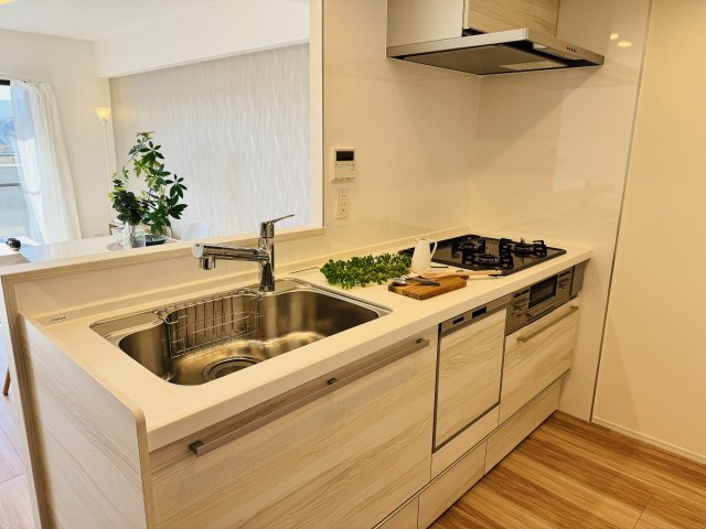 マイ・コート八王子北野のキッチン|～新規交換済のシステムキッチン～