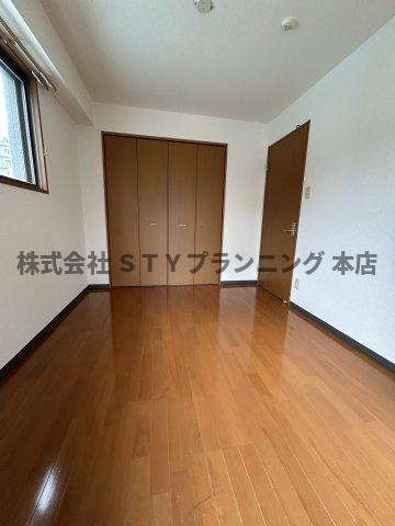 仲介手数料０円！フォレスト9の洋室