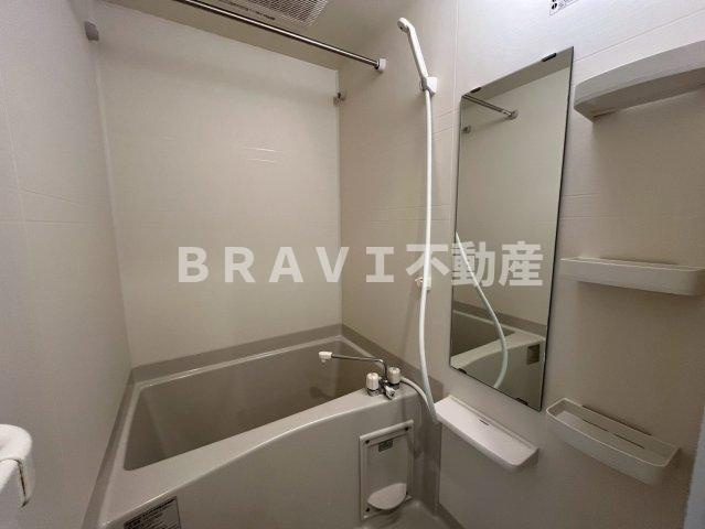 プレサンス北浜ラ・フェスタ　BRAVI不動産の浴室|【プレサンス北浜ラ・フェスタ】日々の暮らしに欠かせないお風呂です