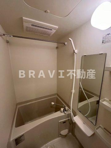 プレサンス北浜ラ・フェスタ　BRAVI不動産の浴室|【プレサンス北浜ラ・フェスタ】お風呂で日々の疲れを落としましょう