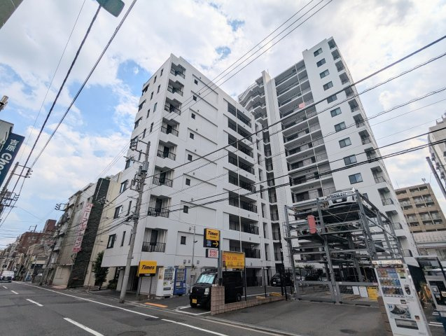 プレジール入谷の外観