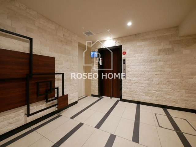 スプランディッド淀屋橋DUEのロビー